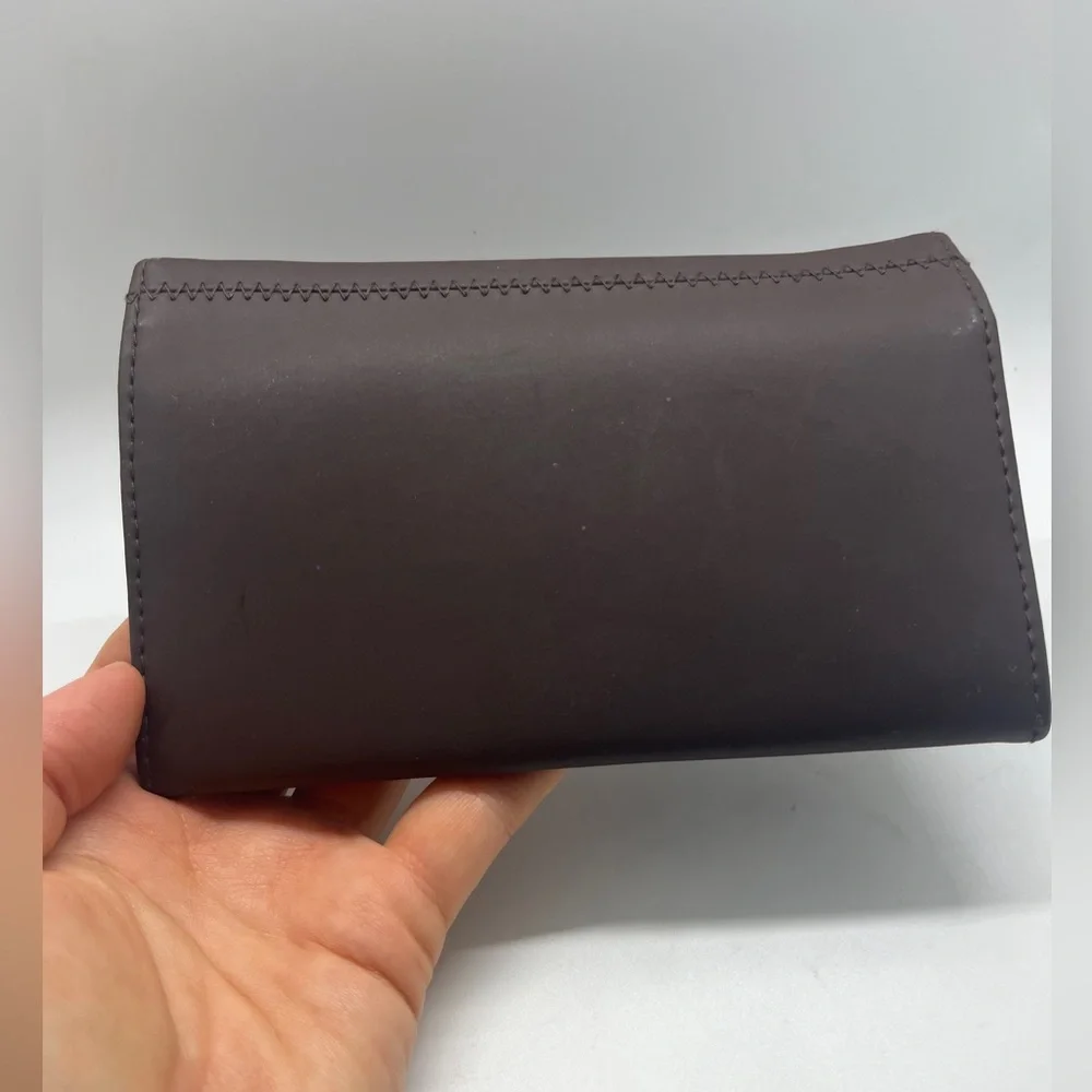 Guerlain paris trifold wallet vintage